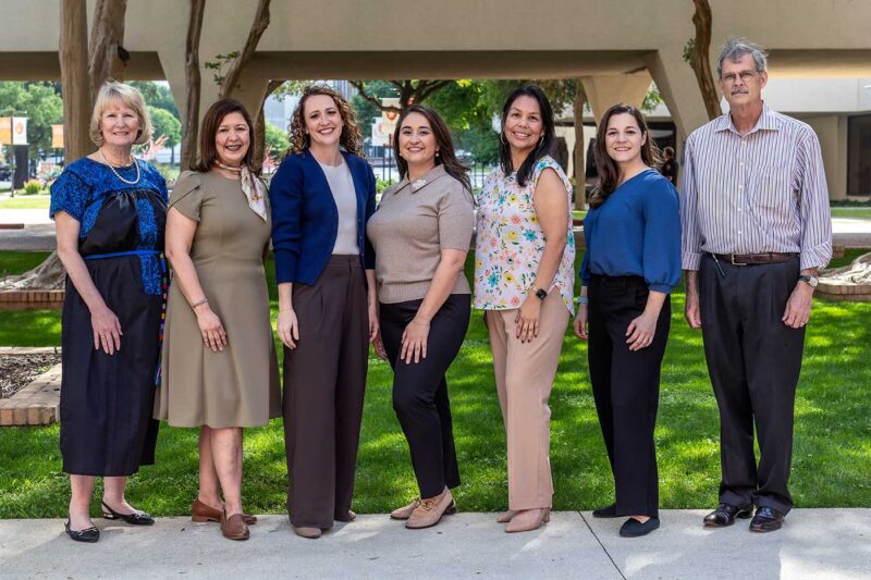 Endocrinology & Diabetes Pediatrics Fellowship group photo standing together in ALTC courtyard